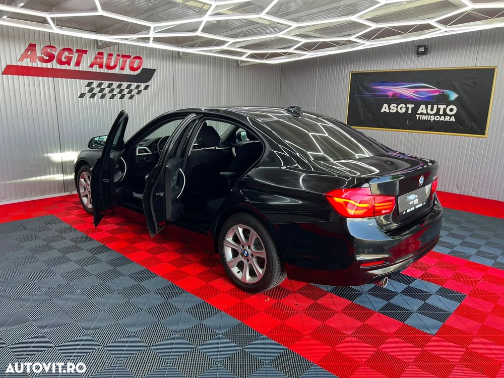 BMW Seria 3 318i Aut. - 17