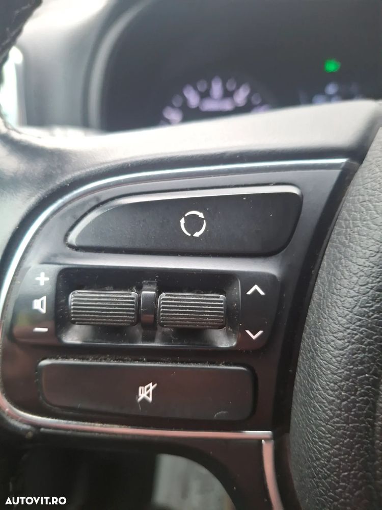 Kia Sportage 1.6 GDI 6MT 4x2 Classic - 16