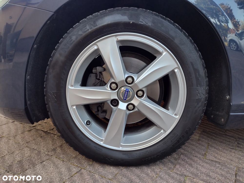 Volvo V40 D2 Kinetic - 28