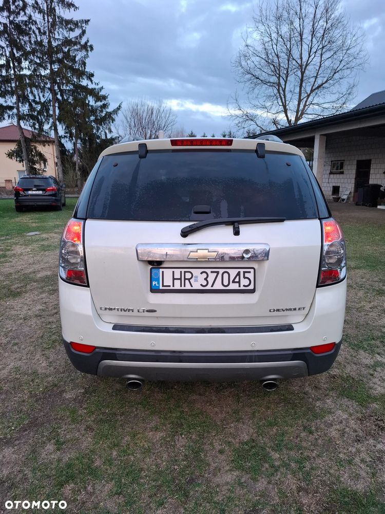 Chevrolet Captiva 2.0 d High - 3