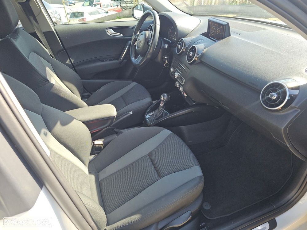 Audi A1 Sportback 1.4 TDI Sport S tronic - 21