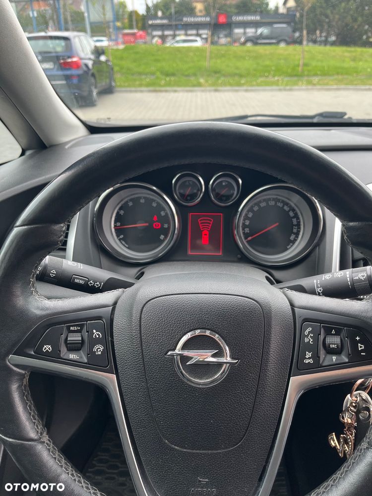 Opel Astra 1.4 Turbo - 9