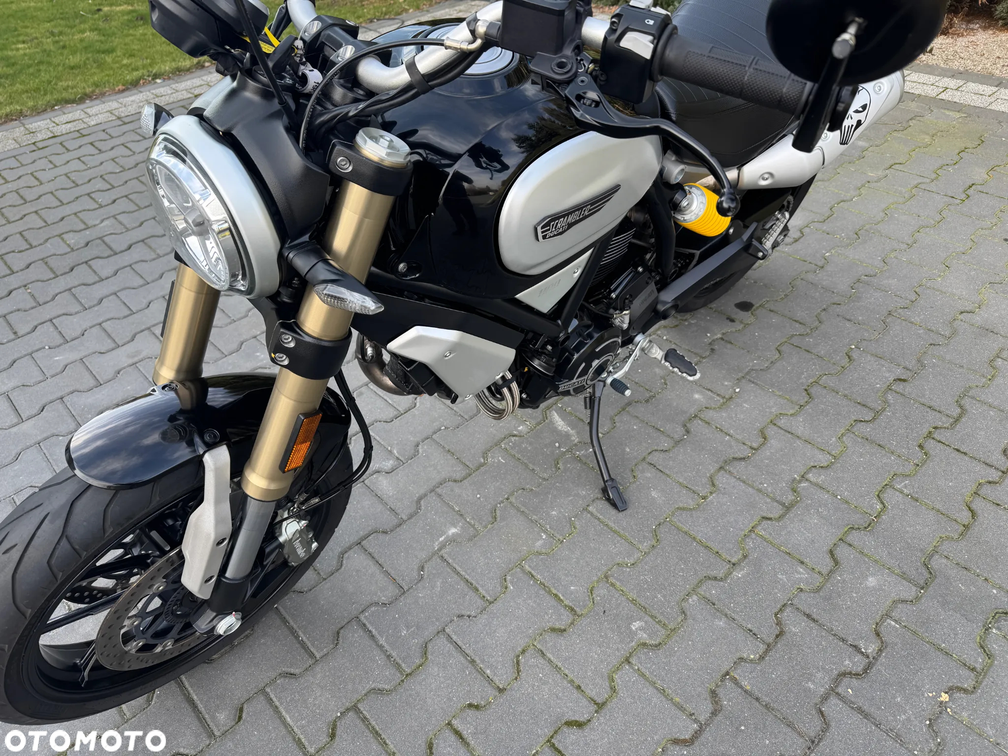 Ducati Scrambler - 9