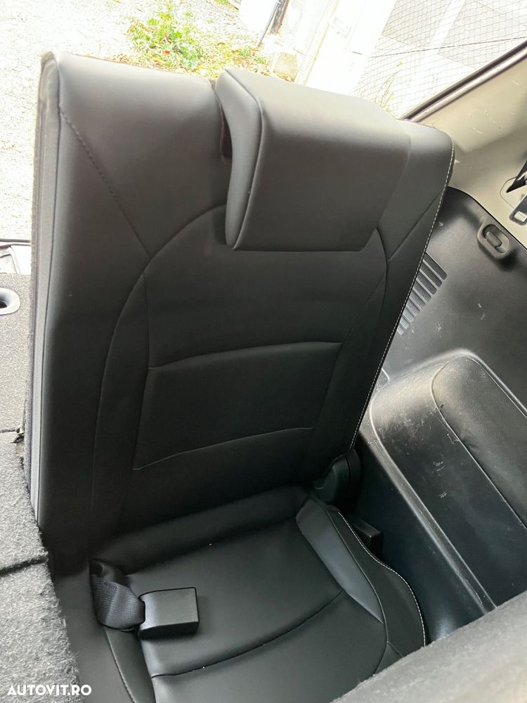 Nissan Qashqai+2 2.0 dCi DPF 4x4 tekna - 8