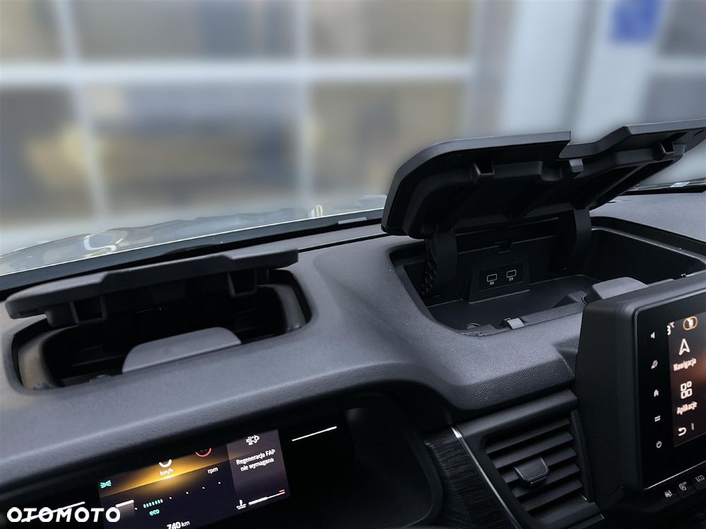 Renault Trafic 2.0 dCi EDC - 36