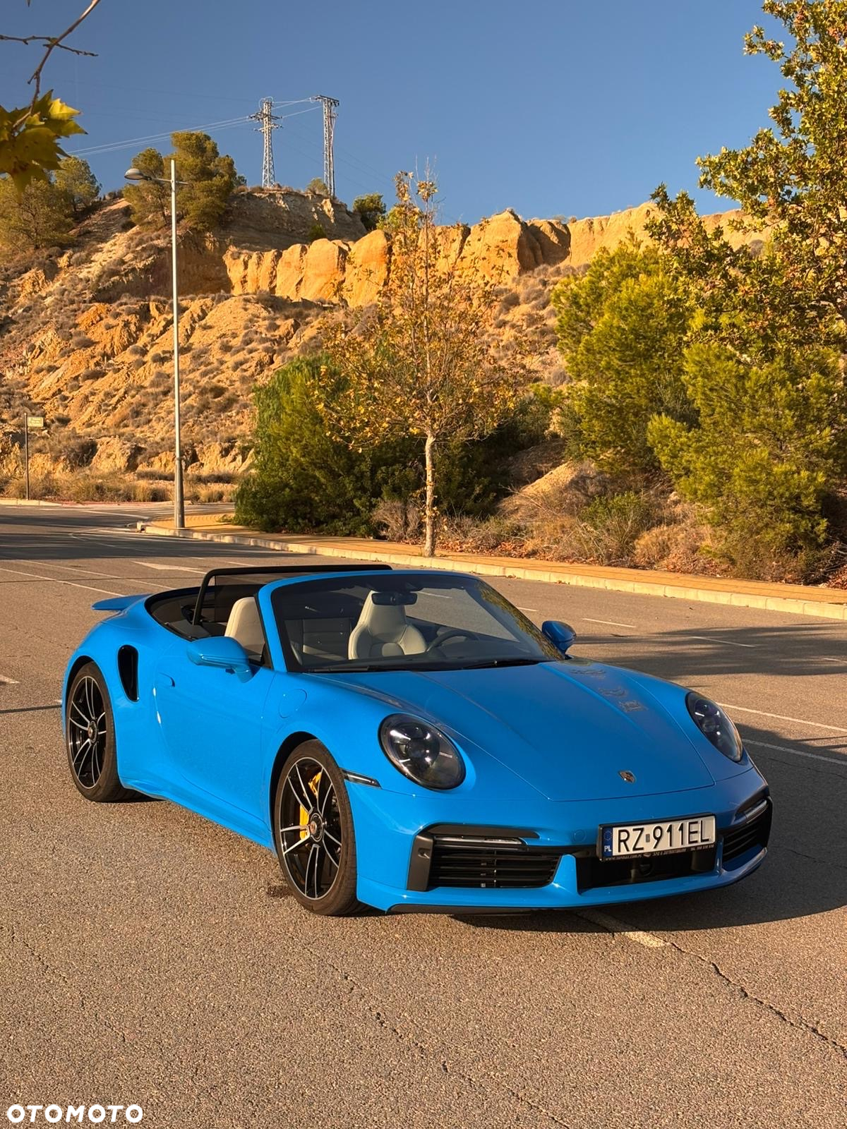 Porsche 911 Carrera Turbo S Cabrio - 2