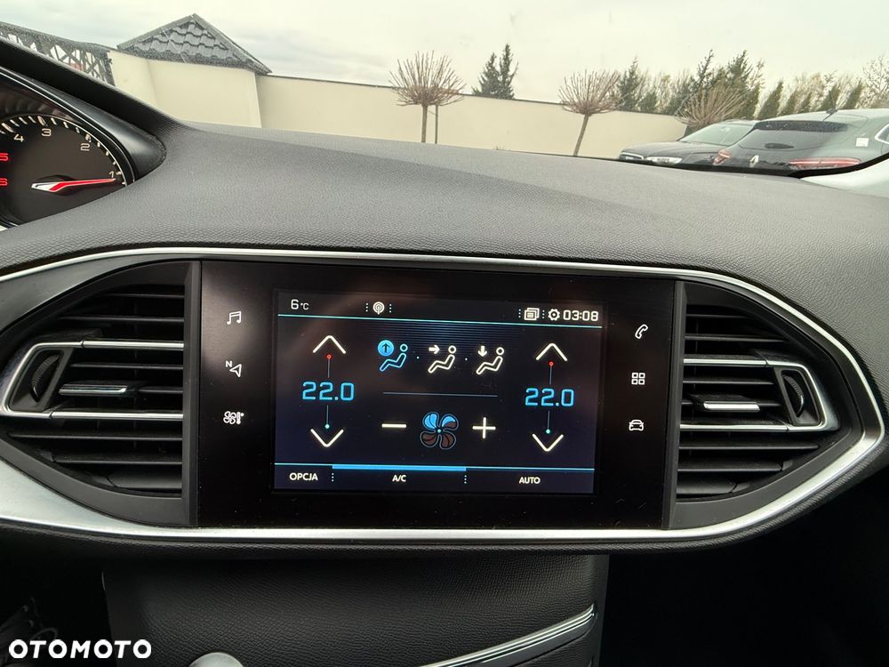 Peugeot 308 BlueHDi 130 EAT8 Stop & Start Allure - 18