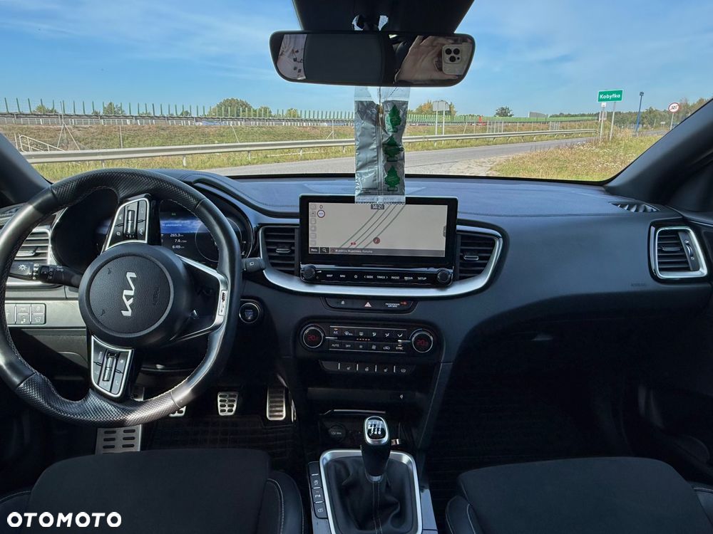 Kia ProCeed 1.5 T-GDI GT Line - 15
