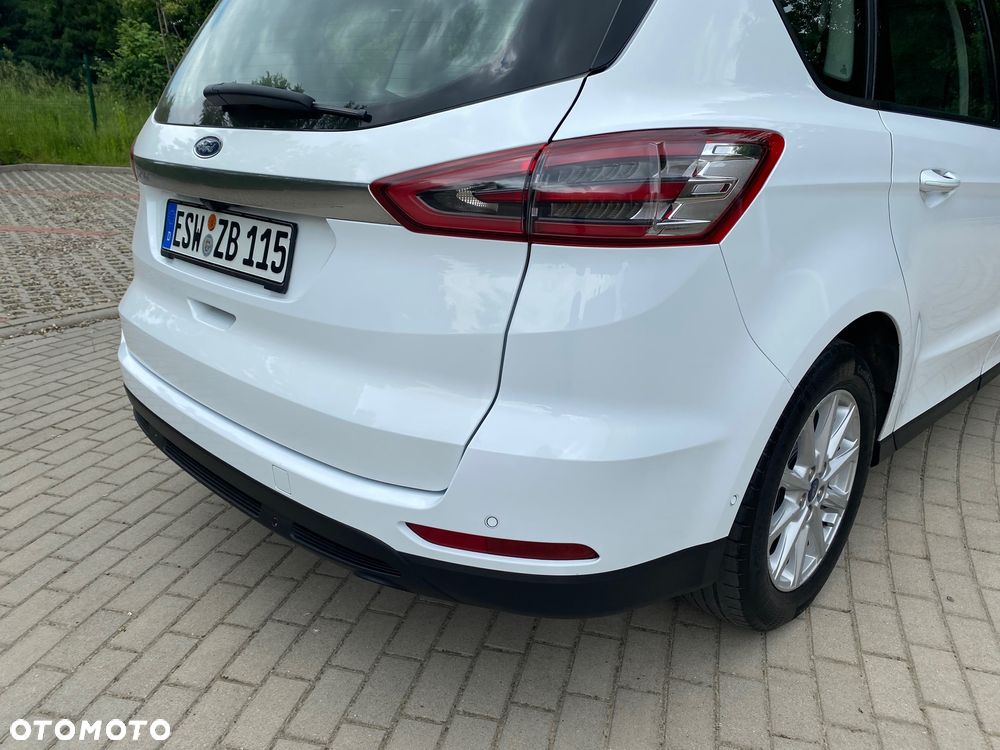 Ford S-Max 2.0 TDCi Titanium PowerShift - 23