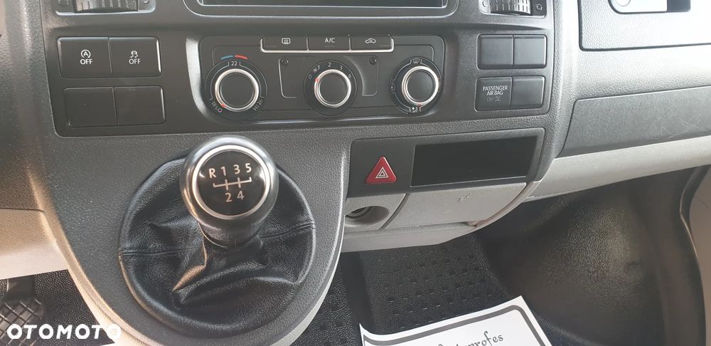 Volkswagen Transporter - 14