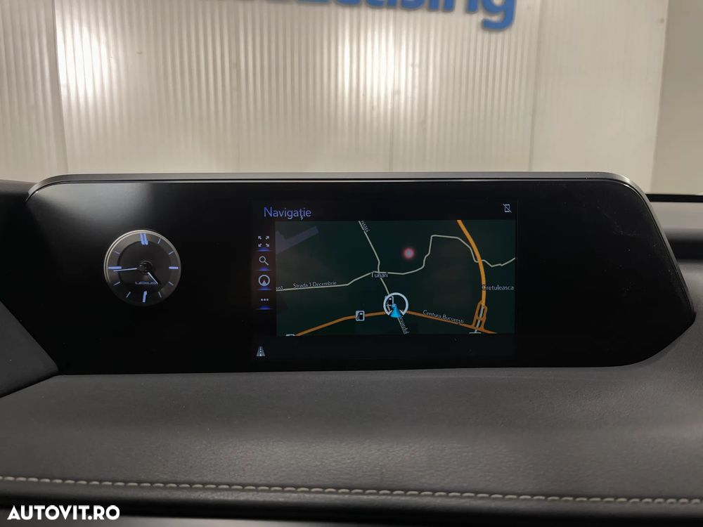 Lexus UX 250h Executive Line - 16