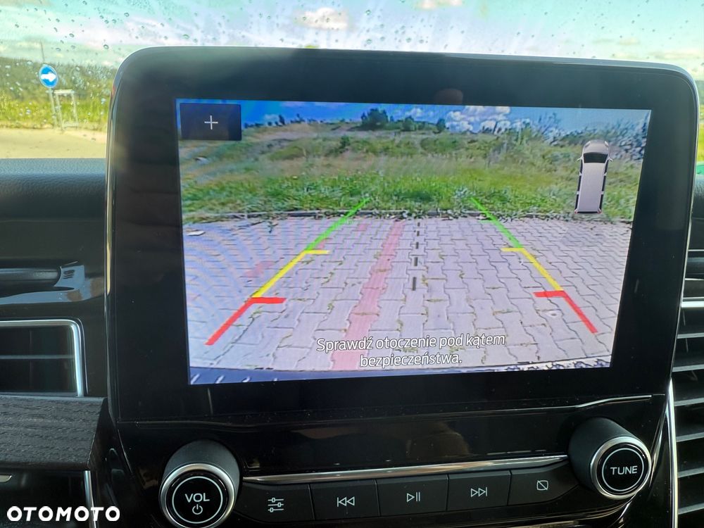 Ford Tourneo Custom 320 L1H1 VA Autm Titanium - 19