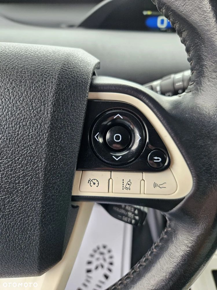 Toyota Prius Hybrid Comfort - 24