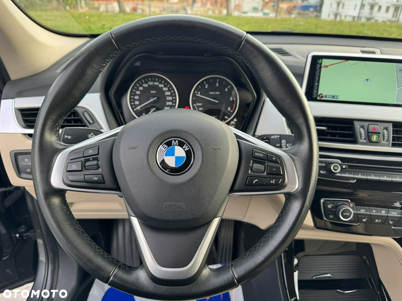 BMW X1 xDrive18d Sport Line - 23