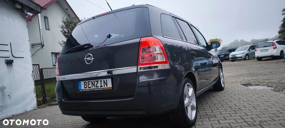 Opel Zafira 1.8 Sport - 30