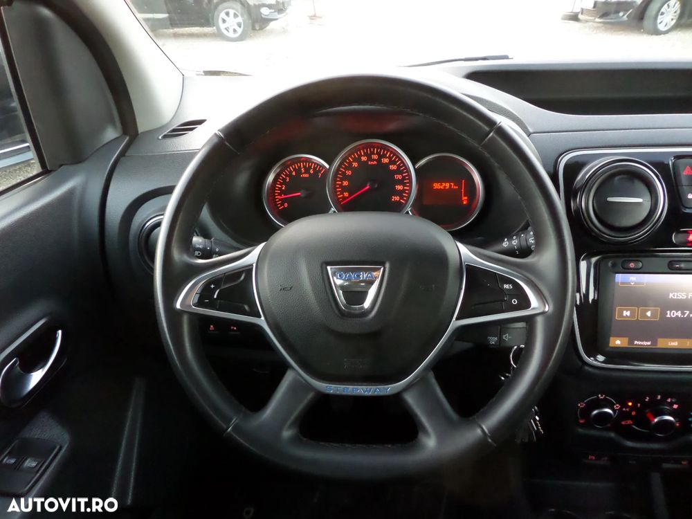 Dacia Dokker 1.5 dCi 90 CP Stepway - 30