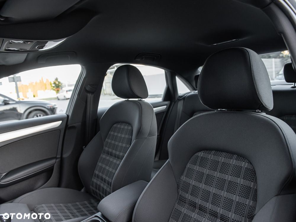 Audi A4 Limousine - 19