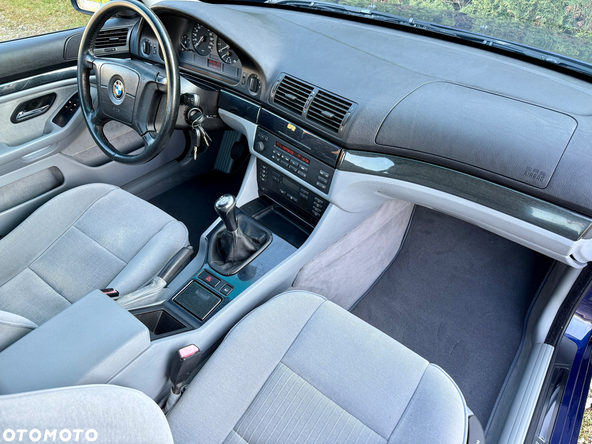 BMW Seria 5 523i - 15