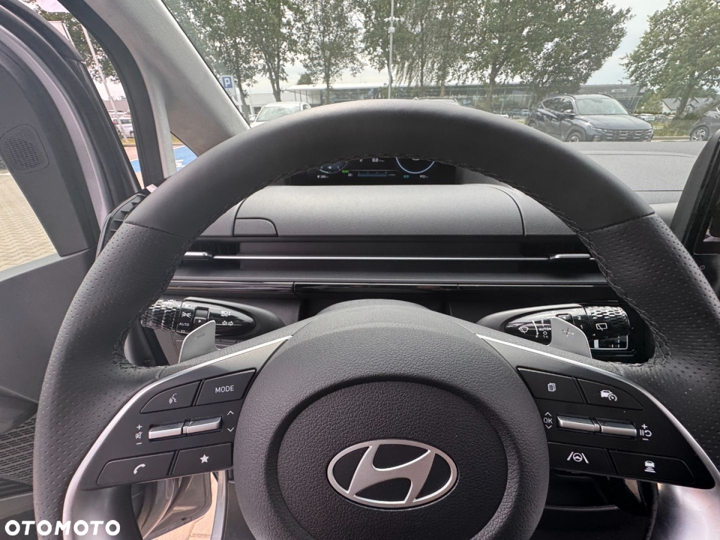Hyundai Staria - 38