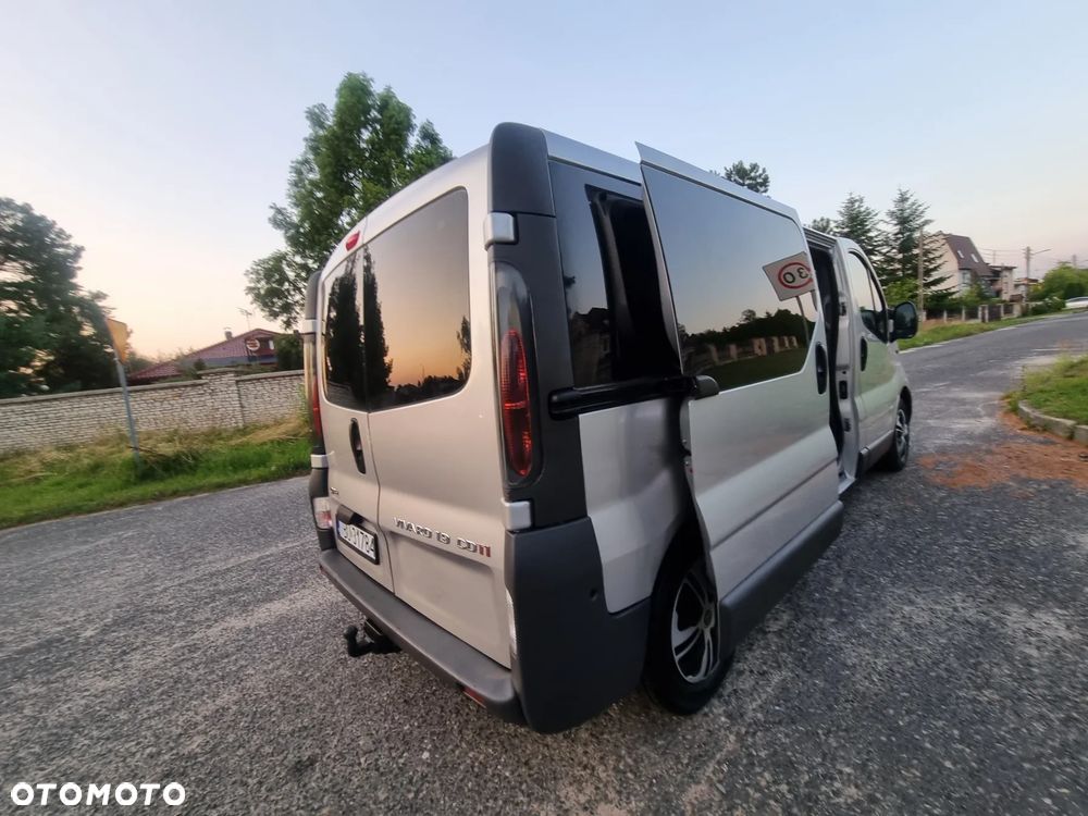 Opel Vivaro L2H1 2.9t - 16