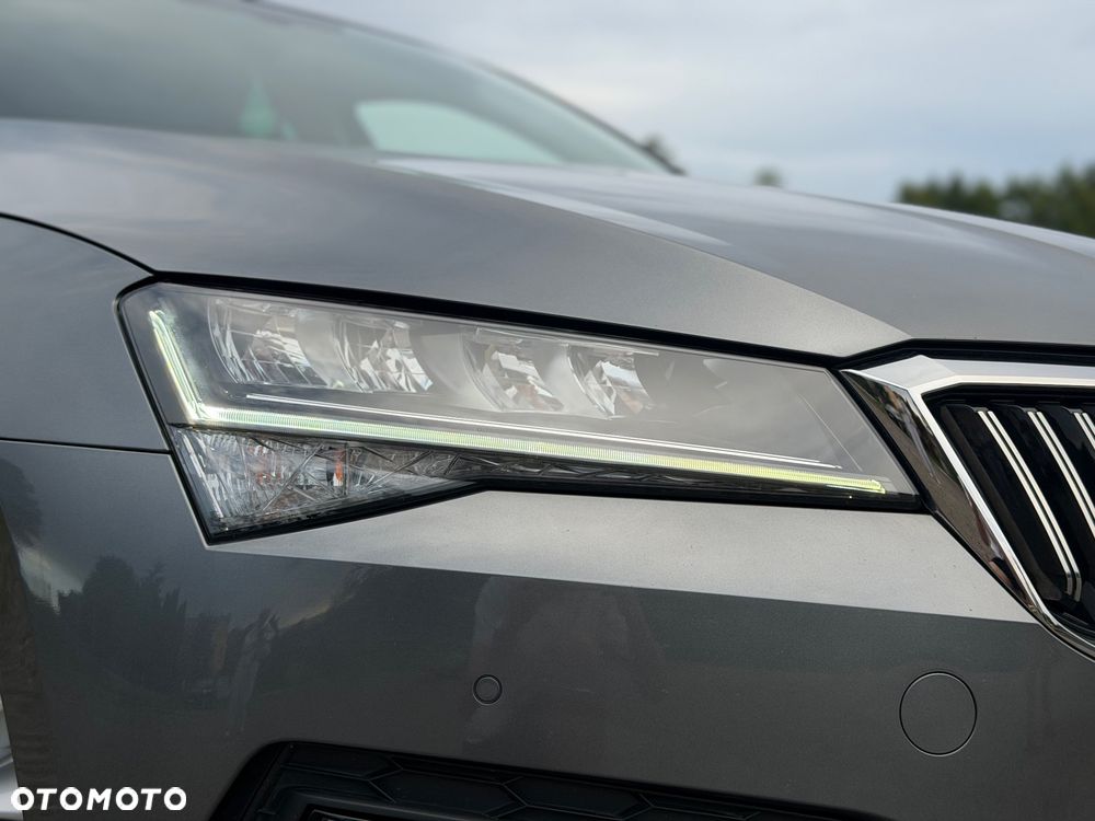 Skoda Superb 1.5 TSI mHEV Selection DSG - 10
