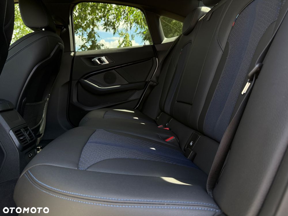 BMW Seria 2 218i M Sport - 14