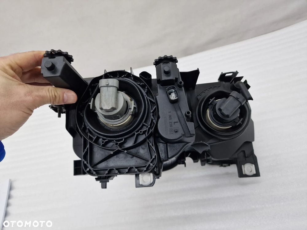 BMW E46 COMPACT 98- LEWA LAMPA PRZEDNIA PRZÓD , NR 0301187201 , NR AUKCJI LL333 - 11