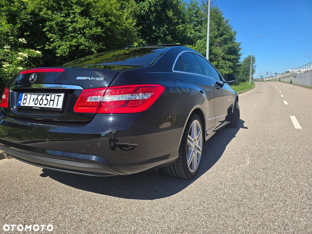 Mercedes-Benz Klasa E 220 CDI DPF BlueEFFICIENCY Automatik Elegance - 9