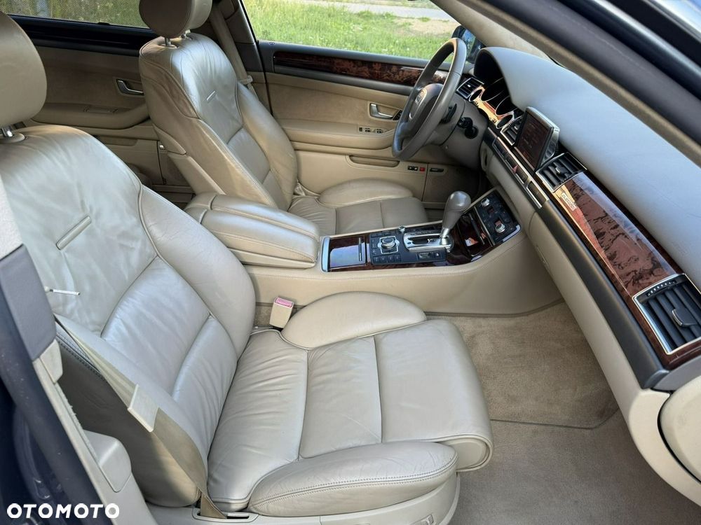 Audi A8 - 17