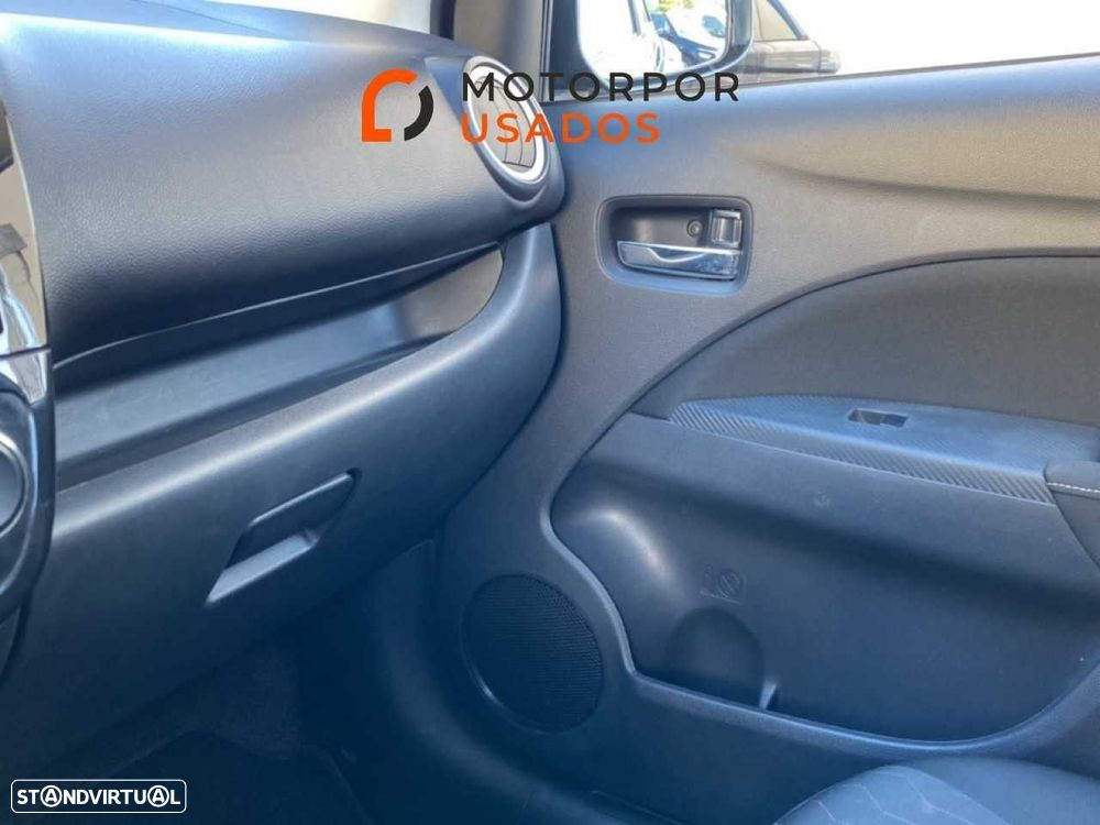 Mitsubishi Space Star 1.2 Intense Connect Edition - 16