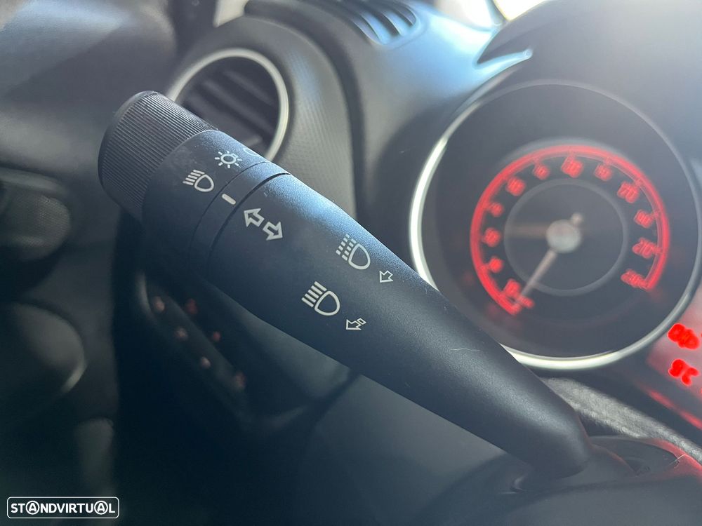 Fiat Punto 1.3 Multiject AC - 13