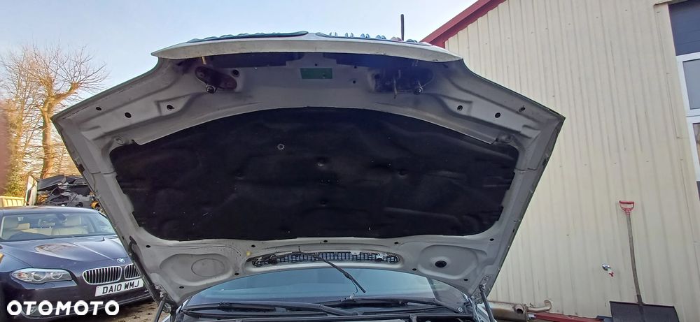 BMW e46 SEDAN TITANSILBER MASKA przedlift - 4