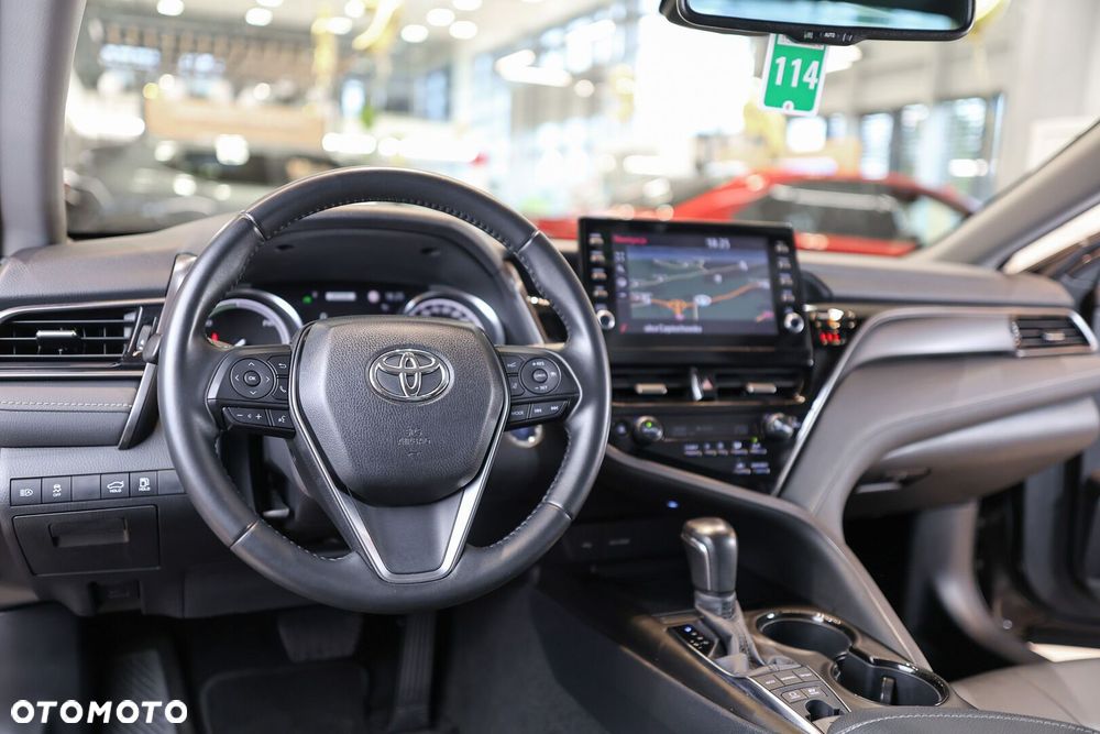 Toyota Camry 2.5 Hybrid Prestige CVT - 22