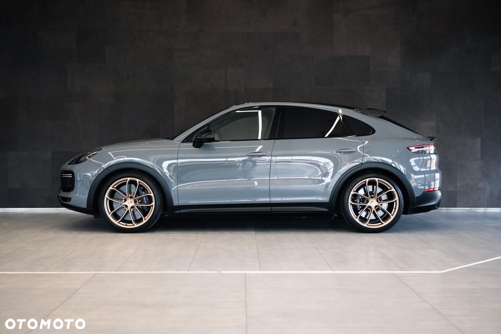 Porsche Cayenne Turbo GT - 8