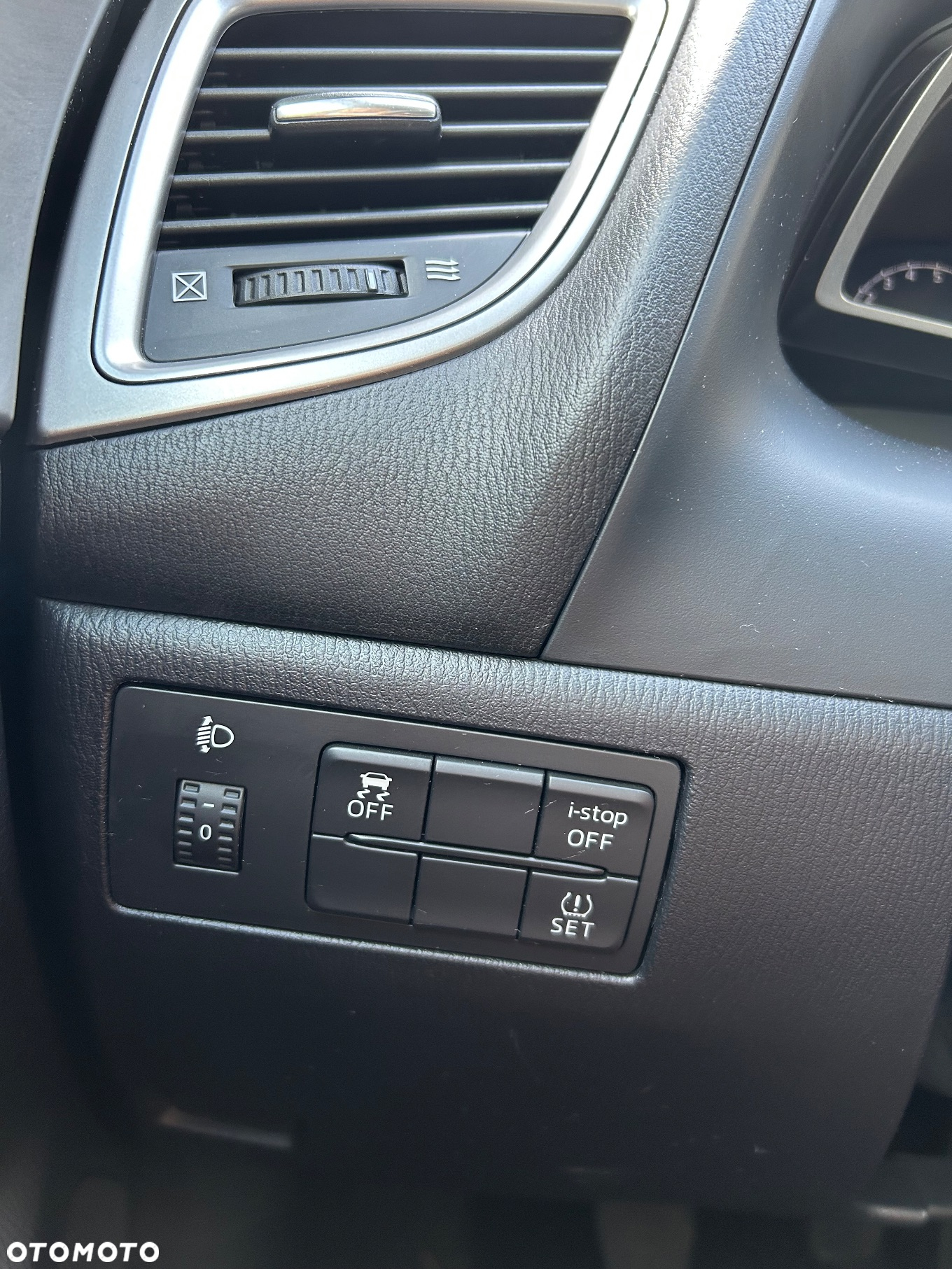 Mazda 3 SKYACTIV-G 120 Exclusive-Line - 19