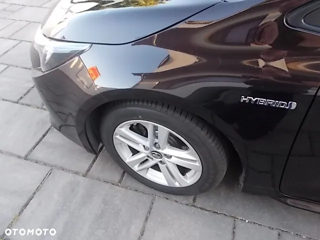 Toyota Corolla 1.8 Hybrid Executive - 10