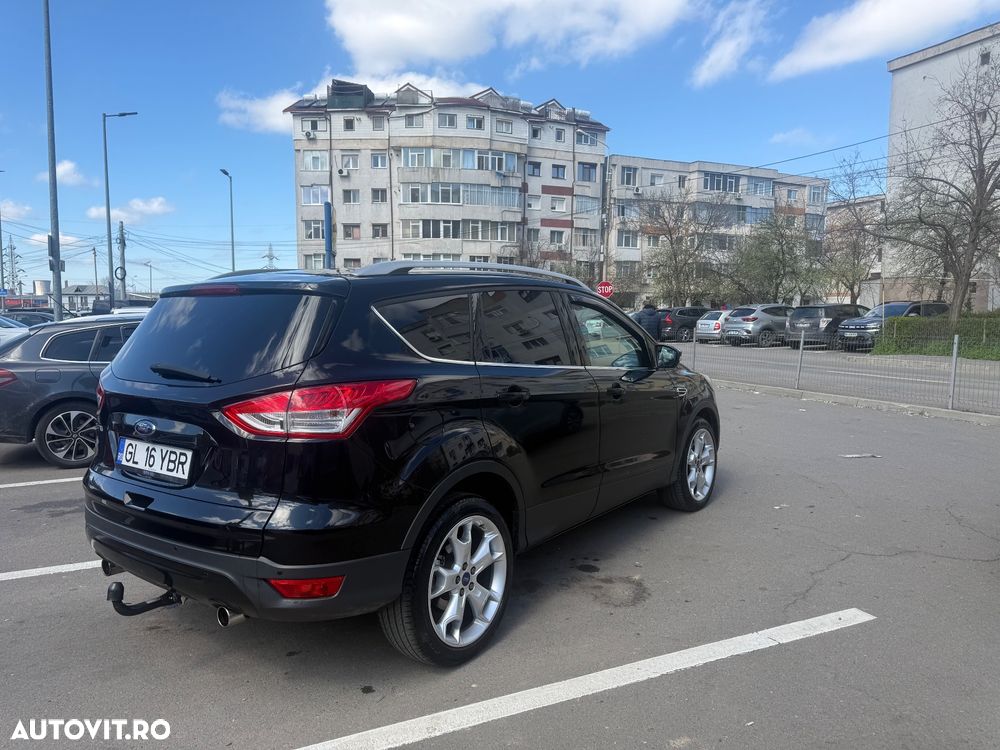 Ford Kuga 2.0 TDCi Powershift 4WD Titanium - 9