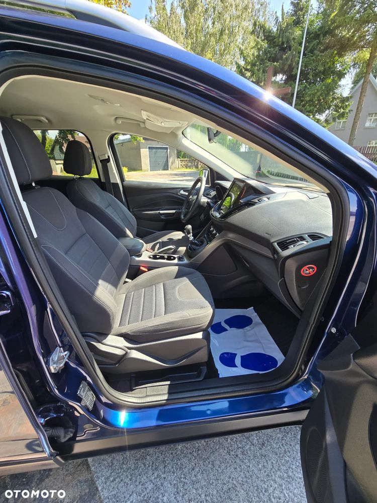 Ford Kuga 1.6 EcoBoost 2x4 Titanium - 21