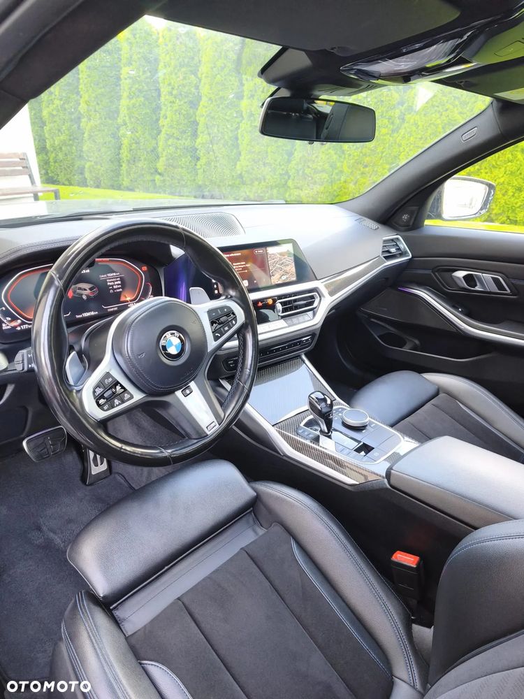 BMW Seria 3 - 32