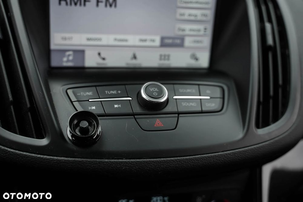 Ford Kuga 2.0 TDCi AWD ST-Line - 22