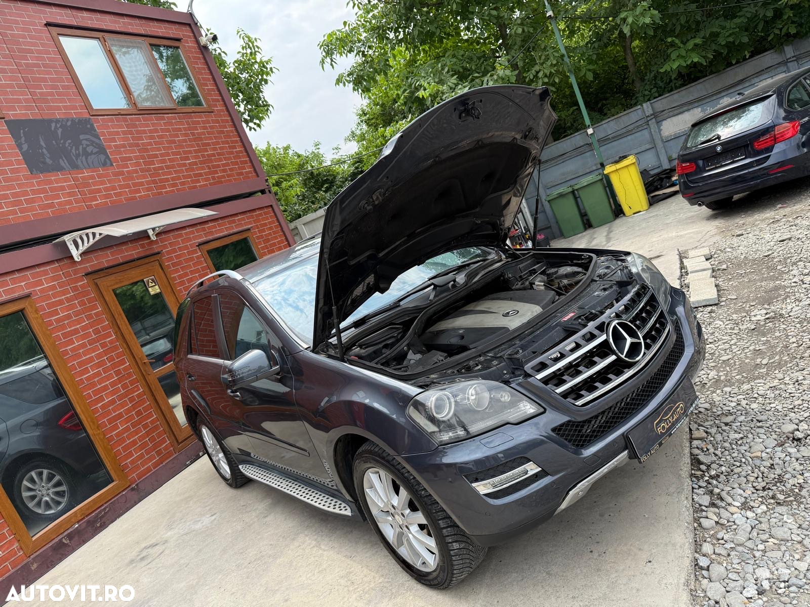 Mercedes-Benz ML 300 CDI 4Matic 7G-TRONIC DPF BlueEFFICIENCY Grand Edition - 36