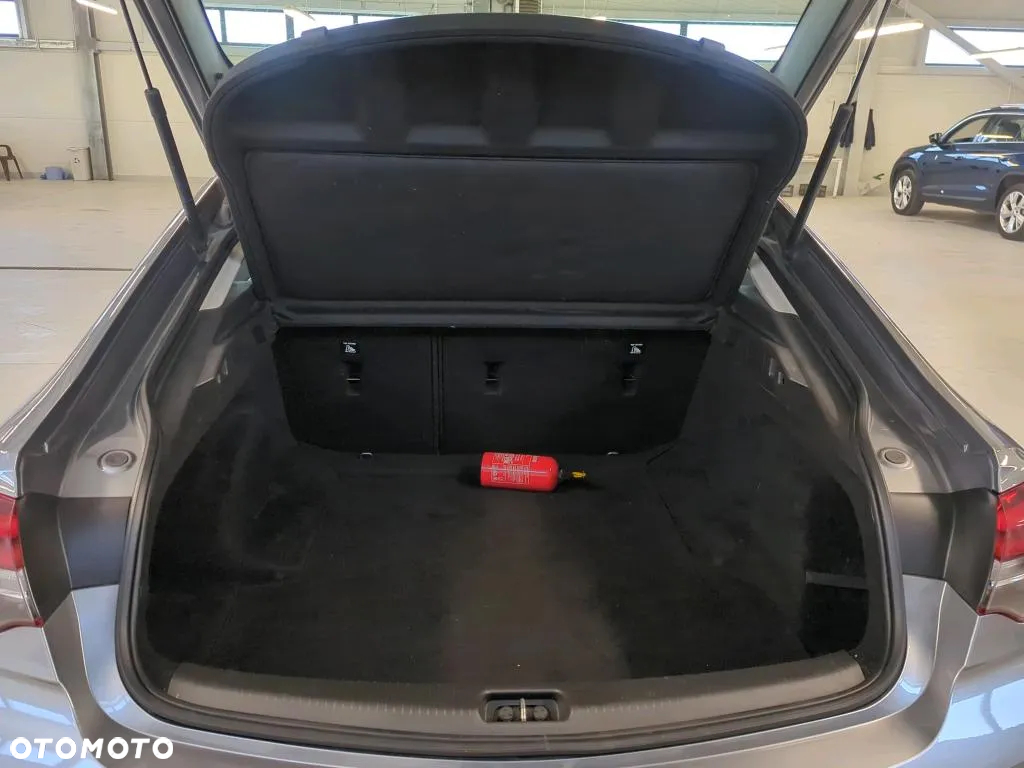 Opel Insignia 1.5 T Elite S&S - 9