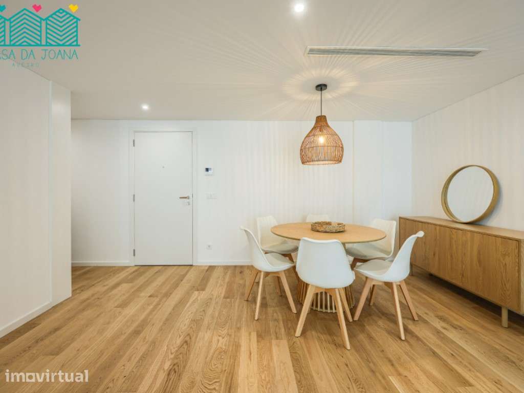 Apartamento T2 com Garagem Fechada na Praia da Barra - Grande imagem: 4/34