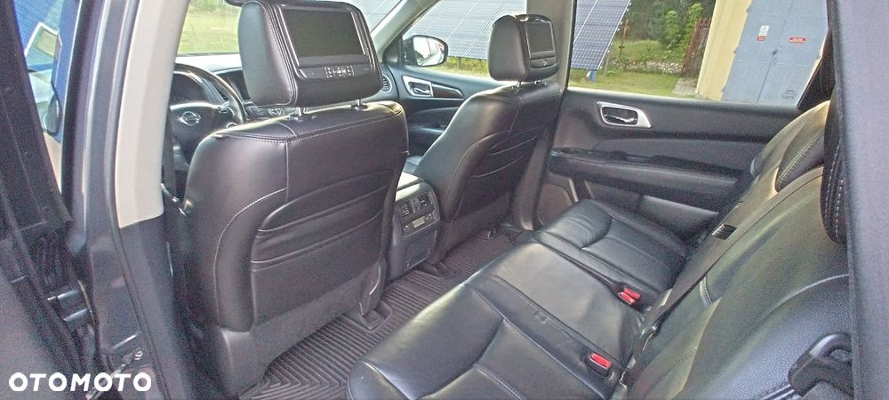 Nissan Pathfinder 3.0 D V6 LE EU5 - 14