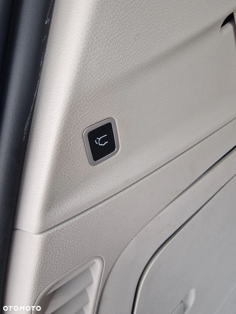 Chrysler Pacifica - 13