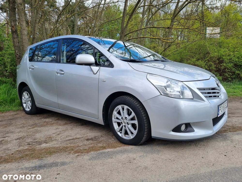 Toyota Verso 2.0 D-4D Premium 7os - 3