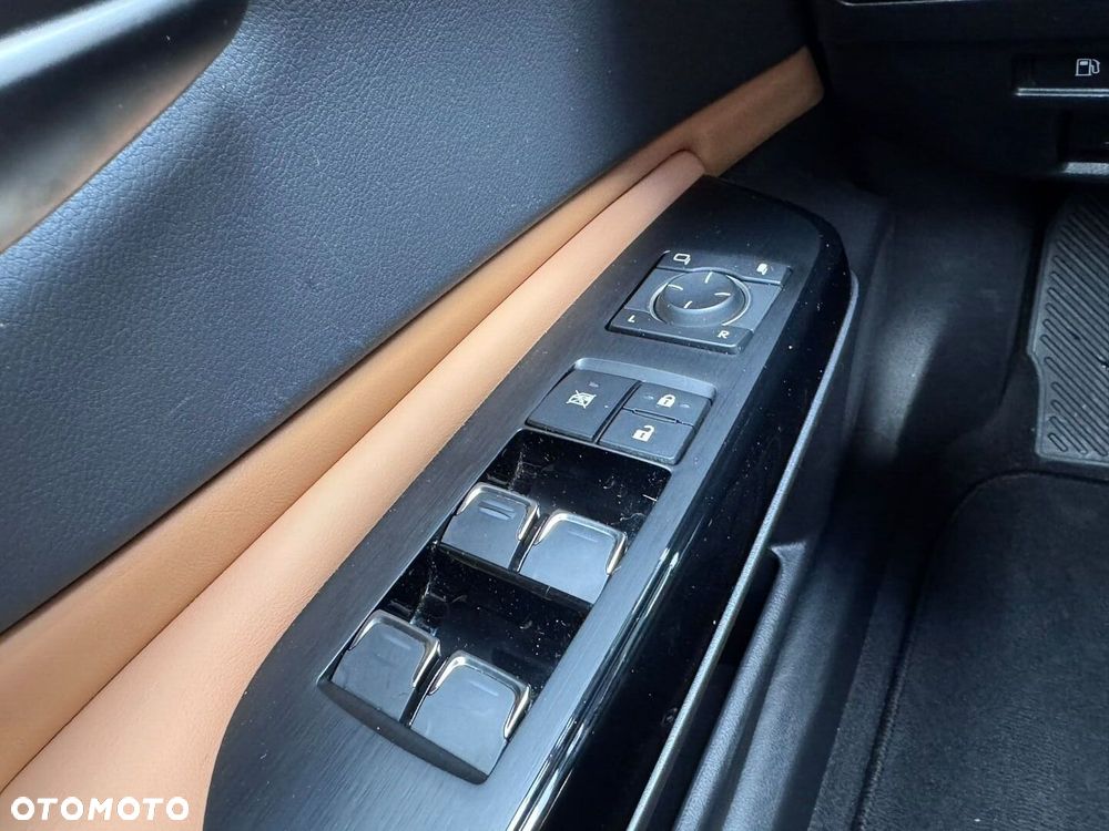 Lexus ES - 34