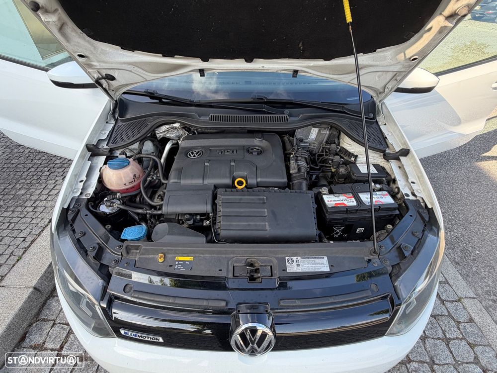 VW Polo 1.4 TDi BlueMotion - 29