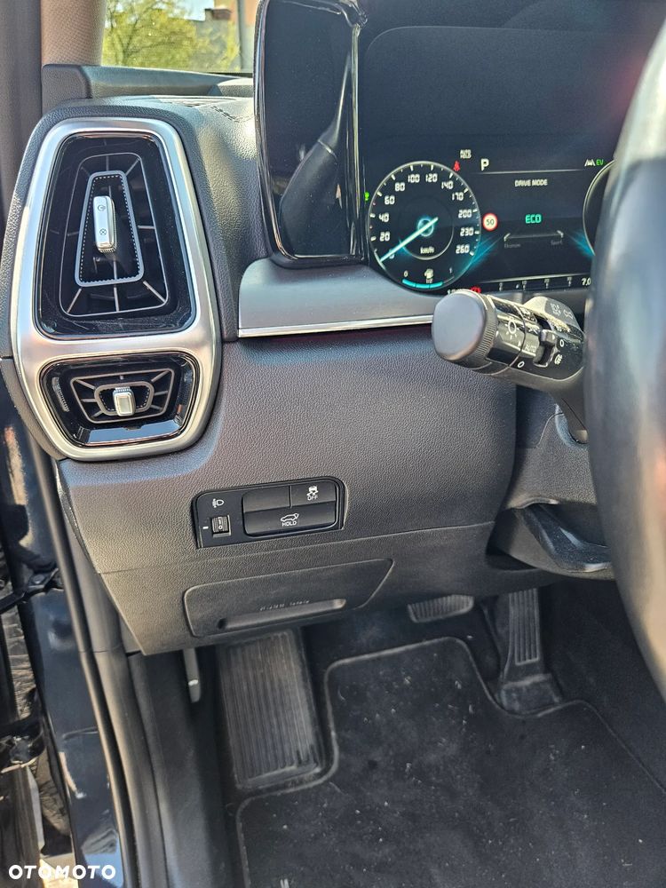 Kia Sorento 1.6 T-GDI HEV XL 7os - 18