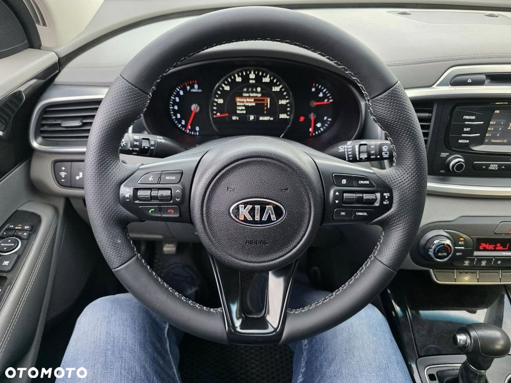 Kia Sorento - 9